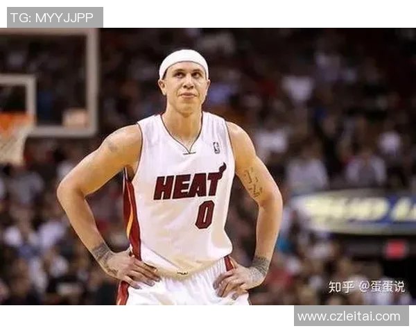 实况足球手游高光球星盘点：顶尖球员的精彩瞬间与强力表现